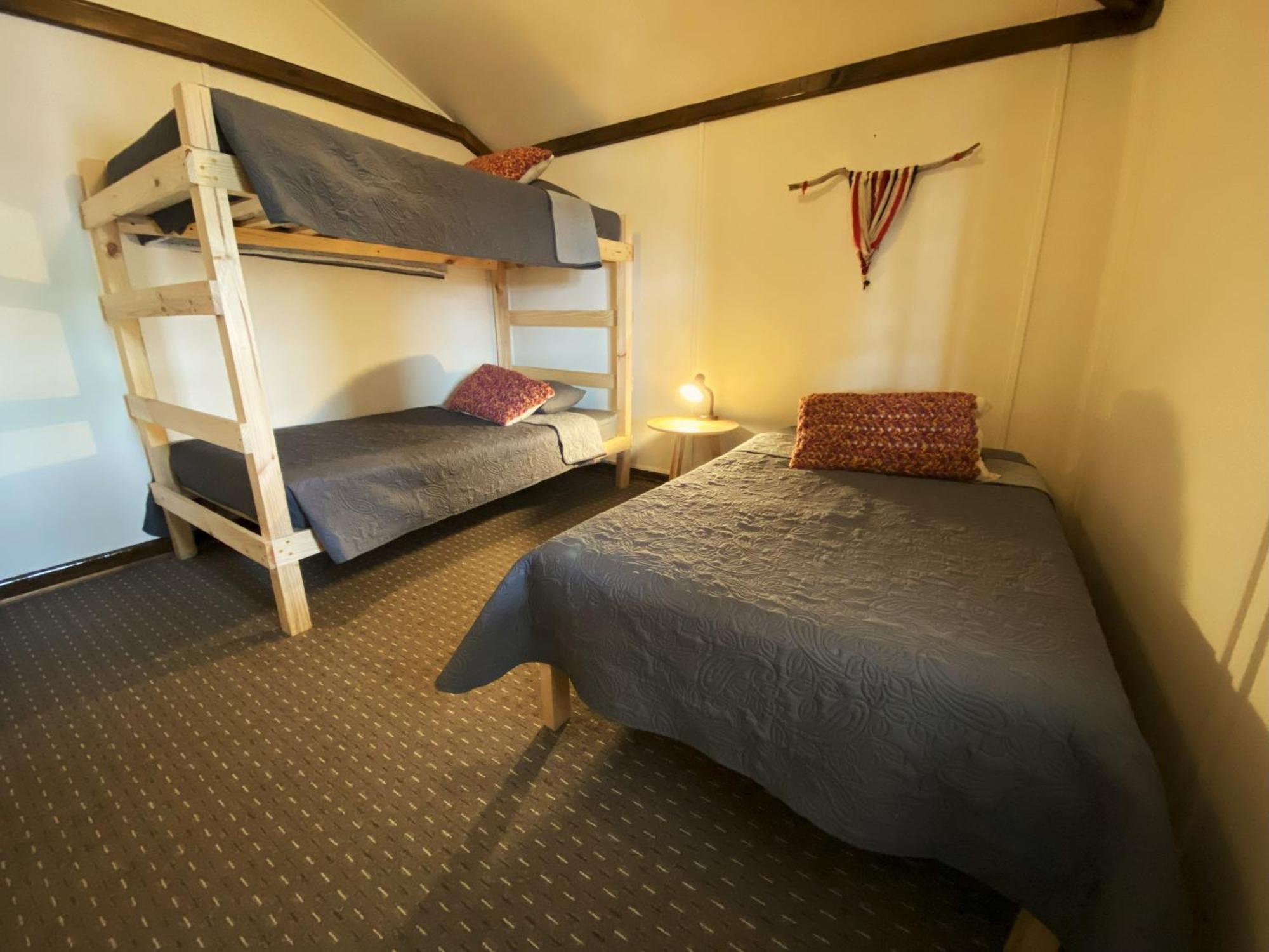 بويرتو ناتالز Kawi Hostel المظهر الخارجي الصورة